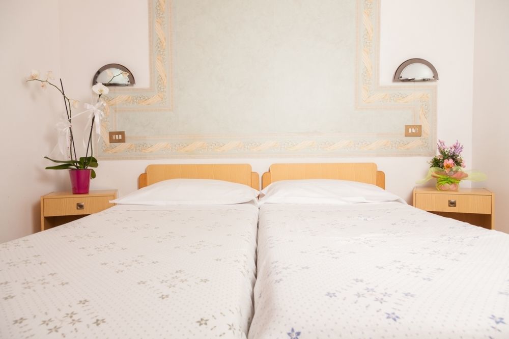 Hotel Ricordo Du Parc Tabiano Terme Extérieur photo
